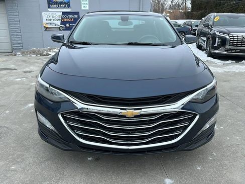 Used 2021 Chevrolet Malibu LT w/ LPO, Floor Liner Package image 2