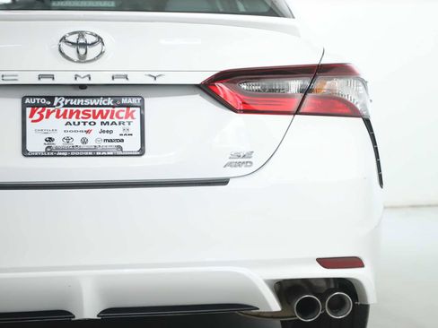 Used 2023 Toyota Camry SE AWD/4WD image 45
