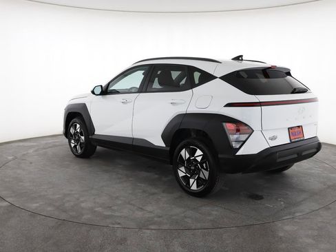 Used 2025 Hyundai Kona SEL image 9