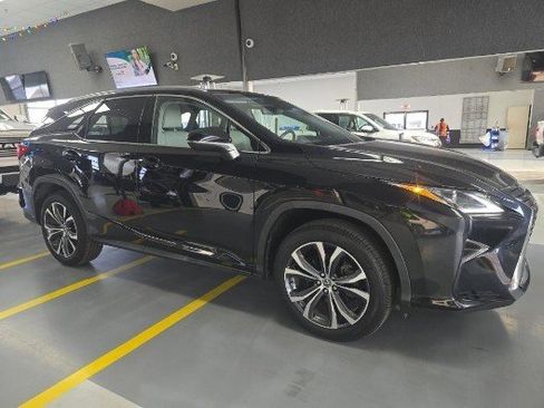Used 2018 Lexus RX 350L FWD image 2