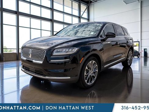 Used 2022 Lincoln Nautilus Reserve AWD/4WD image 29