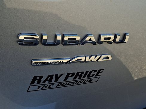 Used 2023 Subaru Outback Premium image 30