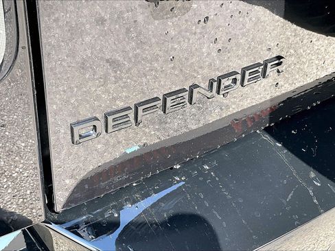 New 2026 Land Rover Defender 130 X-Dynamic SE AWD/4WD image 7