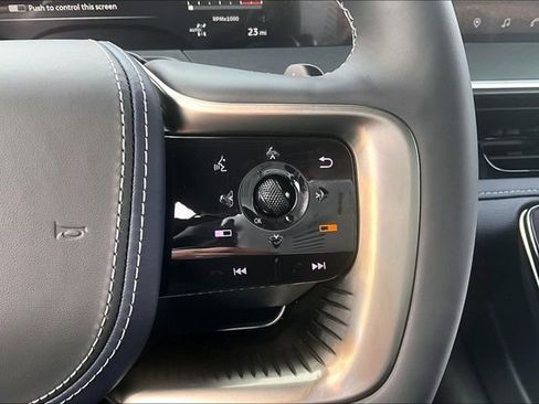 New 2026 INFINITI QX80 4WD image 19