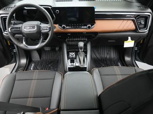 New 2026 GMC Canyon AT4 AWD/4WD image 23