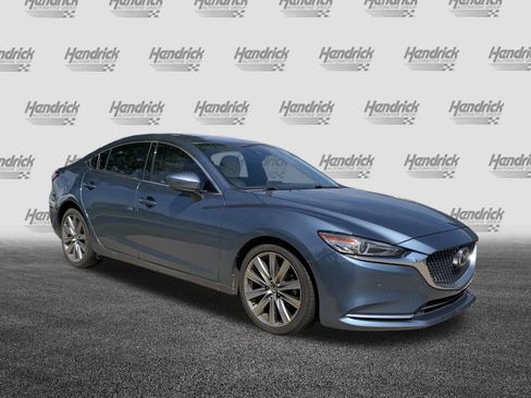 Used 2018 MAZDA MAZDA6 Signature FWD image 2