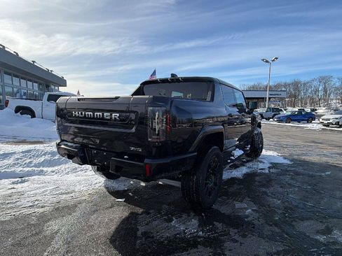 New 2026 GMC Hummer EV 4x4 Crew Cab image 7