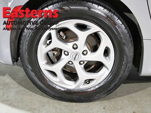 Used 2022 Chrysler Pacifica Limited FWD image 31