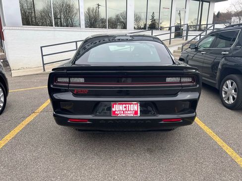 Used 2024 Dodge Charger R/T Scat Pack w/ Plus Group image 4