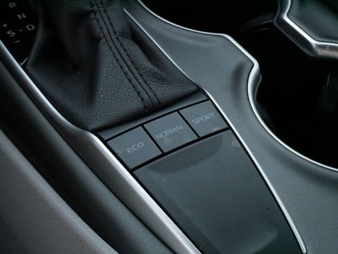Certified 2023 Toyota Camry LE FWD image 25