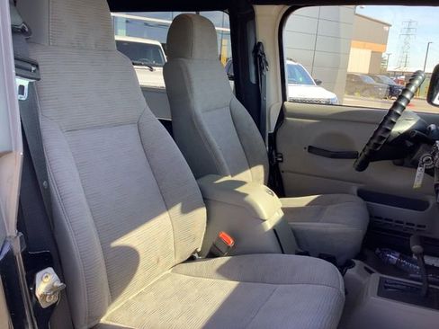 Used 2005 Jeep Wrangler Unlimited image 21
