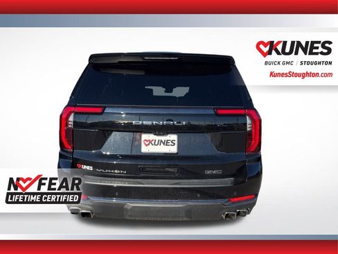 Used 2025 GMC Yukon XL Denali Ultimate image 9