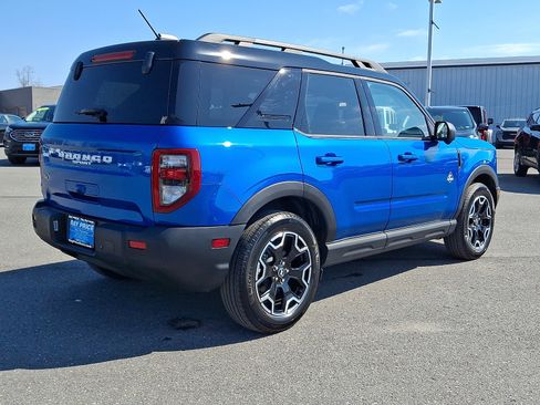 Certified 2025 Ford Bronco Sport Outer Banks w/ Outer Banks Tech Package+ image 6