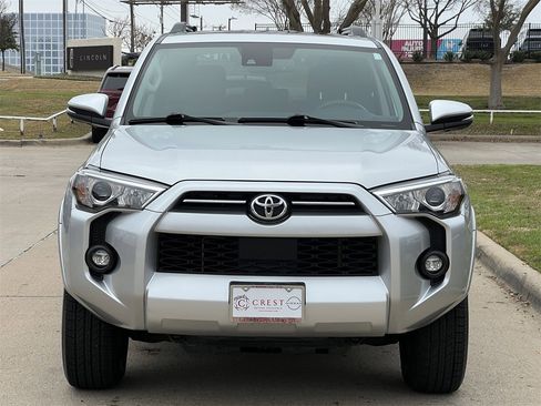 Used 2021 Toyota 4Runner SR5 Premium w/ Moonroof Package image 6