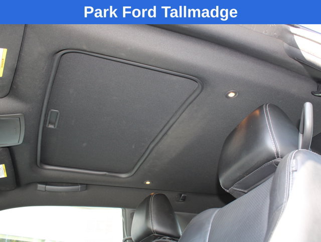 Used 2012 Dodge Challenger R/T RWD image 19