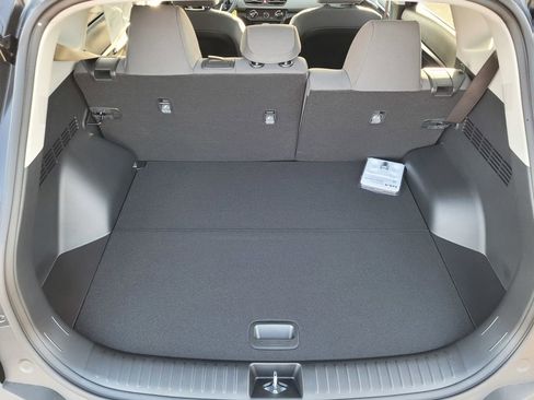 Used 2026 Kia Seltos LX FWD image 7