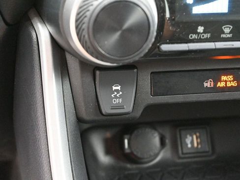Used 2024 Toyota RAV4 LE FWD image 23