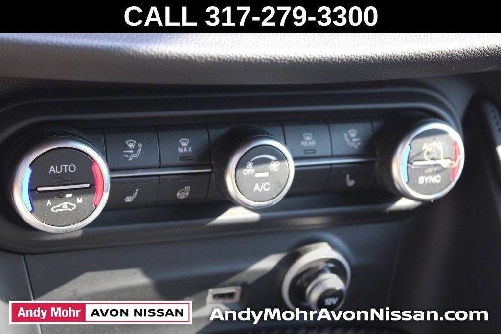Used 2022 Alfa Romeo Stelvio Quadrifoglio w/ Active Assist Plus Package AWD/4WD image 41