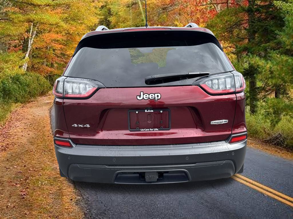 Used 2020 Jeep Cherokee Latitude Plus w/ Cold Weather Group AWD/4WD image 5