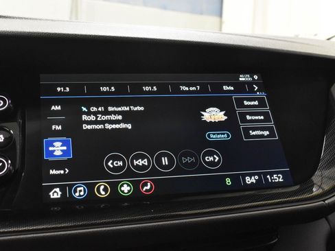 Used 2023 Buick Envision Essence FWD image 18