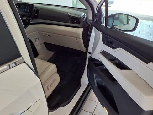 Certified 2025 Honda Odyssey EX-L image 27
