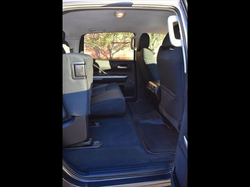 Used 2016 Toyota Tundra SR5 w/ SR5 Upgrade Package image 29