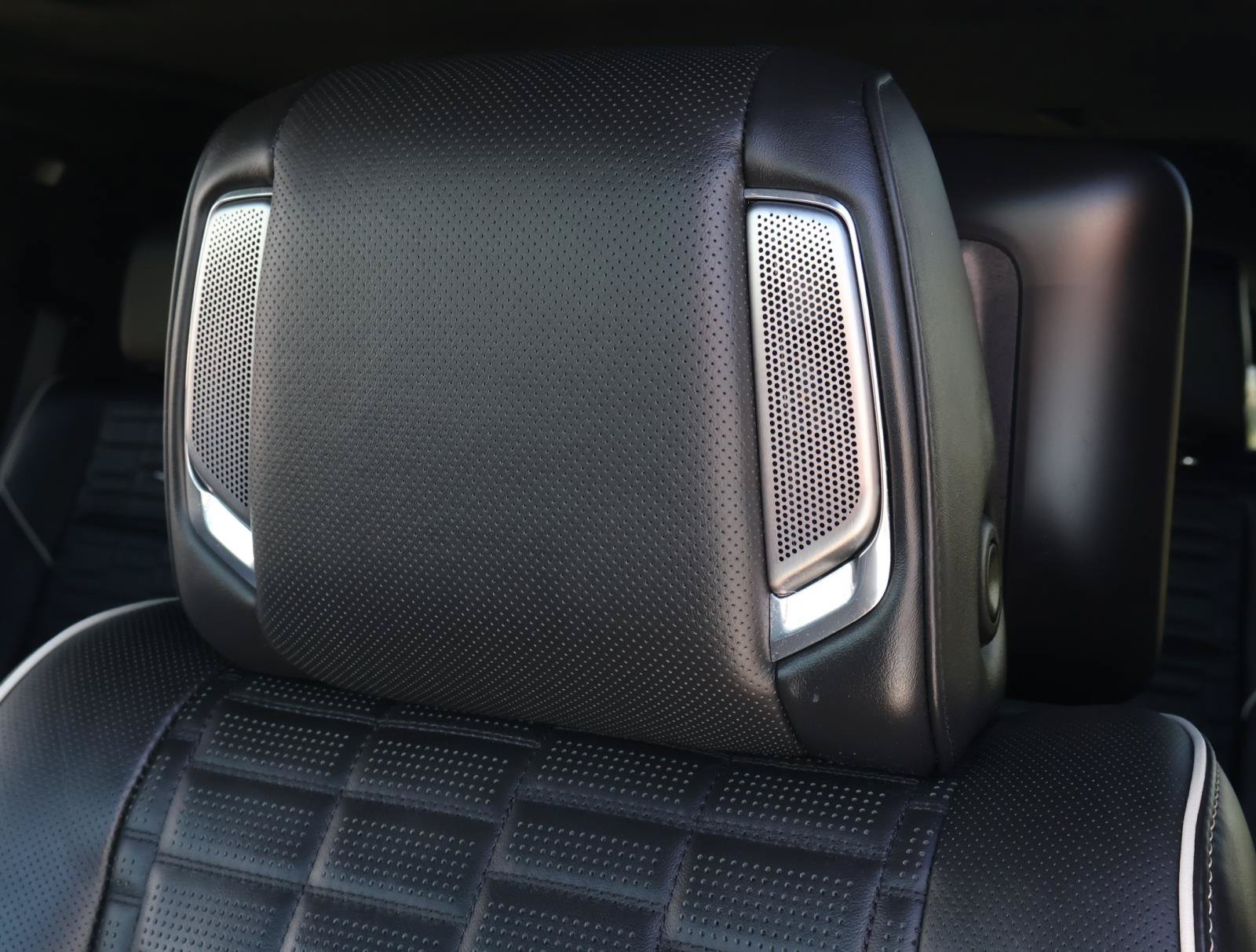 Certified 2023 Cadillac Escalade Sport Platinum w/ LPO, Floor Liner Package AWD/4WD image 23