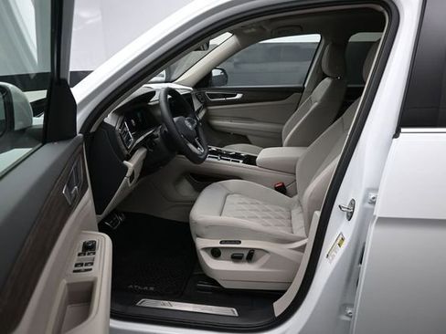 New 2026 Volkswagen Atlas SEL Premium R-Line AWD/4WD image 9