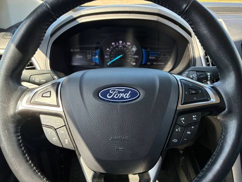 Used 2024 Ford Edge SEL AWD/4WD image 23