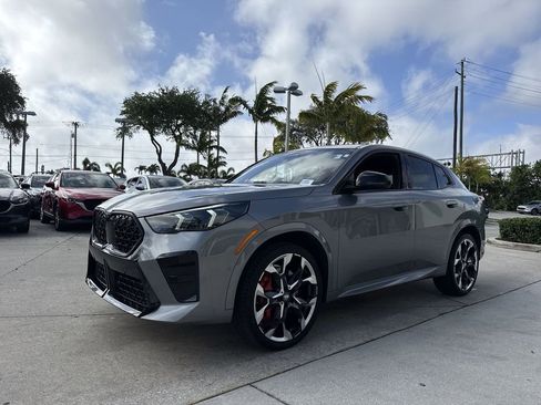 Used 2025 BMW X2 xDrive28i w/ M Sport Package image 29