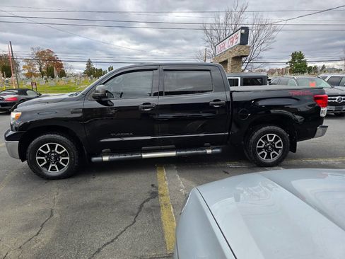 Used 2013 Toyota Tundra 4x4 CrewMax image 6