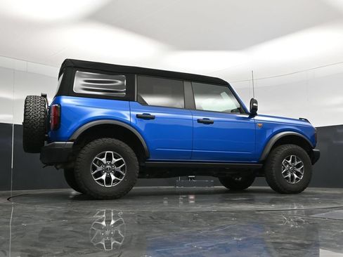 Used 2023 Ford Bronco Badlands AWD/4WD image 44