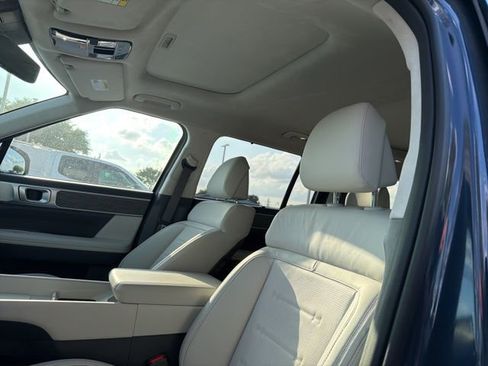 Used 2026 Hyundai Santa Fe Calligraphy image 6