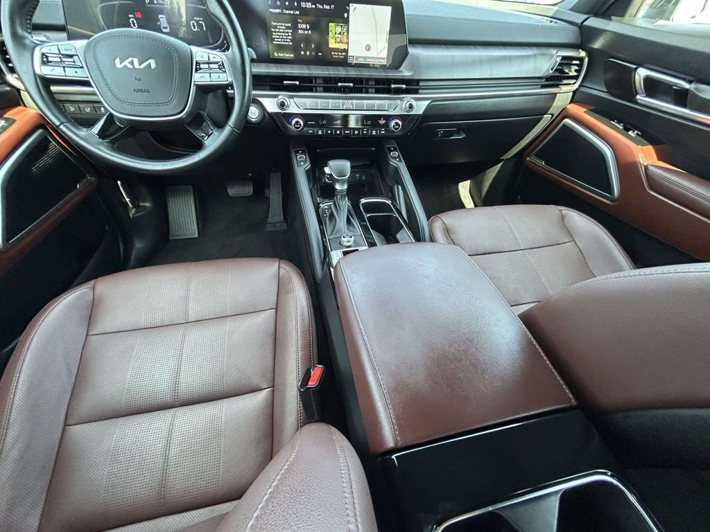 Used 2023 Kia Telluride EX w/ EX Captain's Chair Package FWD image 15