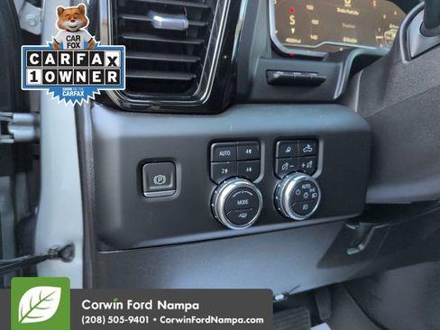 Used 2024 GMC Sierra 2500 AT4 w/ Technology Package AWD/4WD image 13