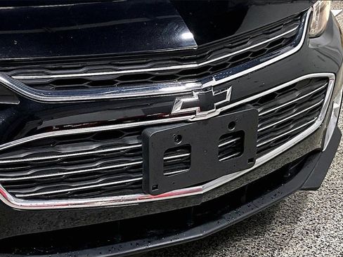 Used 2016 Chevrolet Malibu Hybrid image 30