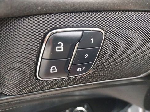 Used 2018 Ford Fusion Titanium image 34