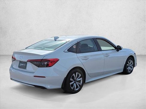 Used 2023 Honda Civic LX image 5