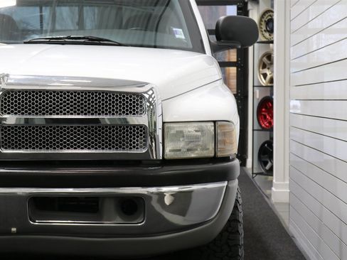 Used 2000 Dodge Ram 2500 Truck SLT image 54