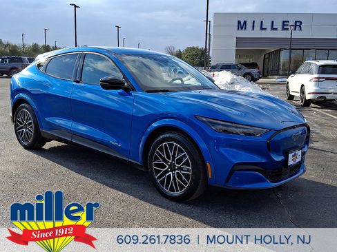 Used 2025 Ford Mustang Mach-E Premium image 1