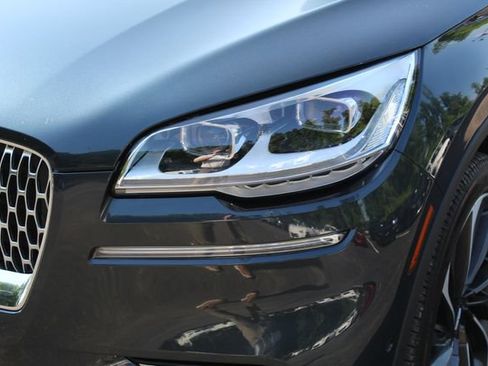 Certified 2024 Lincoln Aviator Reserve w/ Equipment Group 201A AWD/4WD image 11