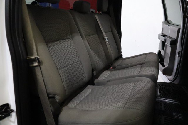 Used 2017 Ford F250 XLT w/ XLT Premium Package AWD/4WD image 9