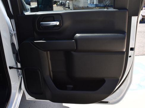 Used 2022 Chevrolet Silverado 3500 LT w/ Convenience Package AWD/4WD image 22