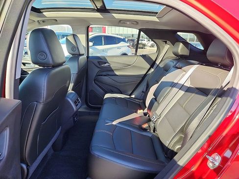 Certified 2024 Chevrolet Equinox Premier image 10