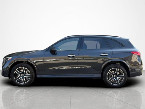 New 2026 Mercedes-Benz GLC 300 image 2