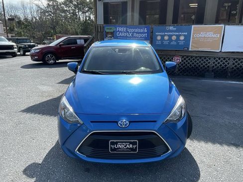 Used 2018 Toyota Yaris iA image 2