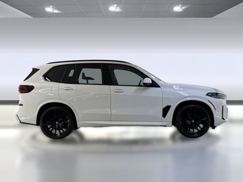 Used 2026 BMW X5 sDrive40i w/ M Sport Package RWD image 7
