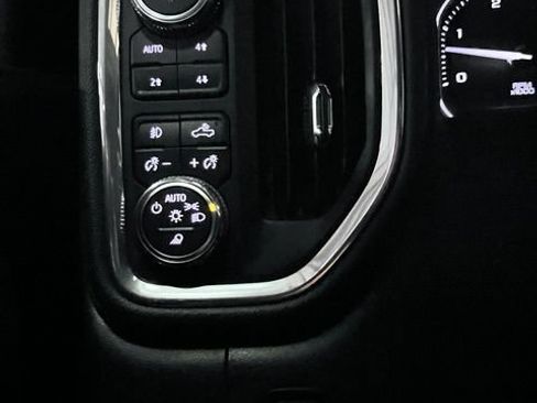 Used 2023 GMC Sierra 3500 Denali AWD/4WD image 29