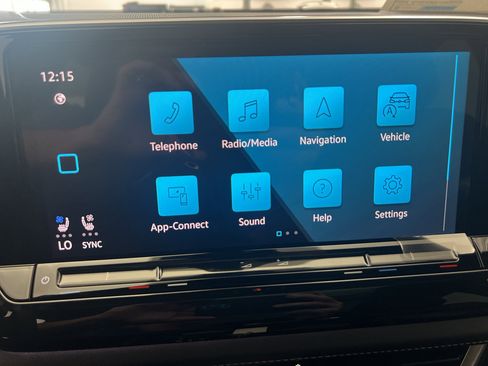 New 2026 Volkswagen Atlas Cross Sport SEL R-Line image 22