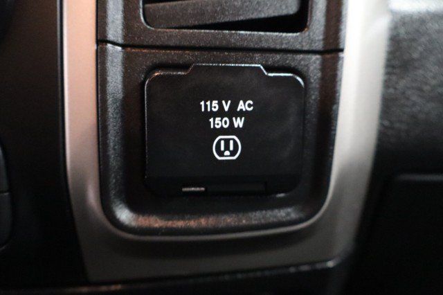 Used 2015 RAM 3500 SLT AWD/4WD image 39